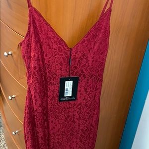 3 for $25 PrettyLittleThing Burgundy Midi Dress